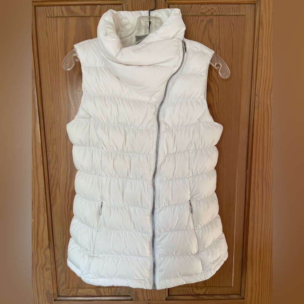 Athleta Downabout Goose Down Vest, White, Small